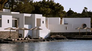 MINOS BEACH ART HOTEL