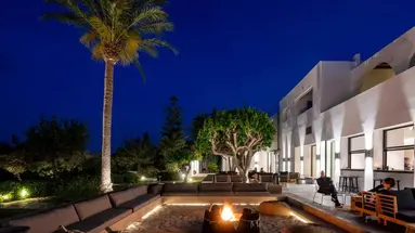 MINOS BEACH ART HOTEL