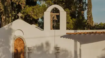 Minos Beach Art Hotel