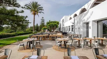 Minos Beach Art Hotel