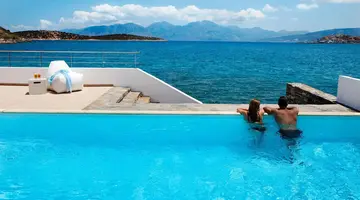 Minos Beach Art Hotel