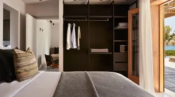 MINOS BEACH ART HOTEL