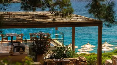 MINOS BEACH ART HOTEL