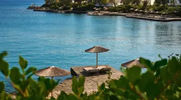 Minos Beach Art Hotel