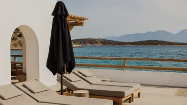 MINOS BEACH ART HOTEL