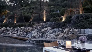 Minos Beach Art Hotel