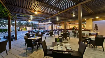 Minos Hotel