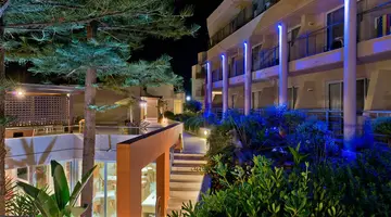 Minos Hotel