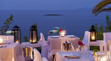 Minos Palace
