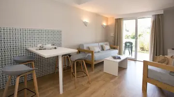 Minura Cala Galdana & Apartamentos D’Aljandar