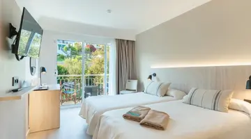 Minura Cala Galdana & Apartments d Aljandar