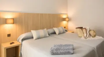 Minura Cala Galdana & Apartments d Aljandar