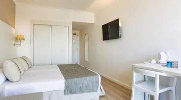 Minura Sur Menorca Hotel Suites & Waterpark