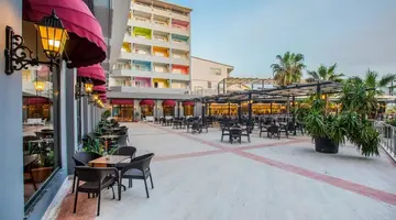 Mira Meridia Beach Resort Hotel