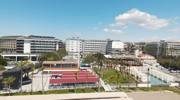 MIRA MERIDIA BEACH RESORT HOTEL