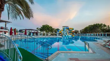 Mira Meridia Beach Resort Hotel