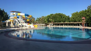 MIRA MERIDIA BEACH RESORT HOTEL