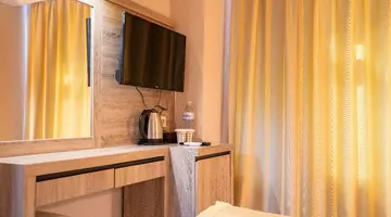 MIRA MERIDIA BEACH RESORT HOTEL