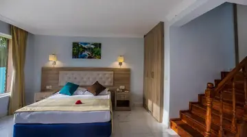 Mira Meridia Beach Resort Hotel
