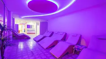 Mira Meridia Beach Resort Hotel