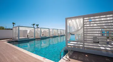 MIRA MERIDIA BEACH RESORT HOTEL