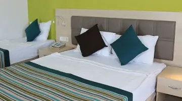 MIRA MERIDIA BEACH RESORT HOTEL