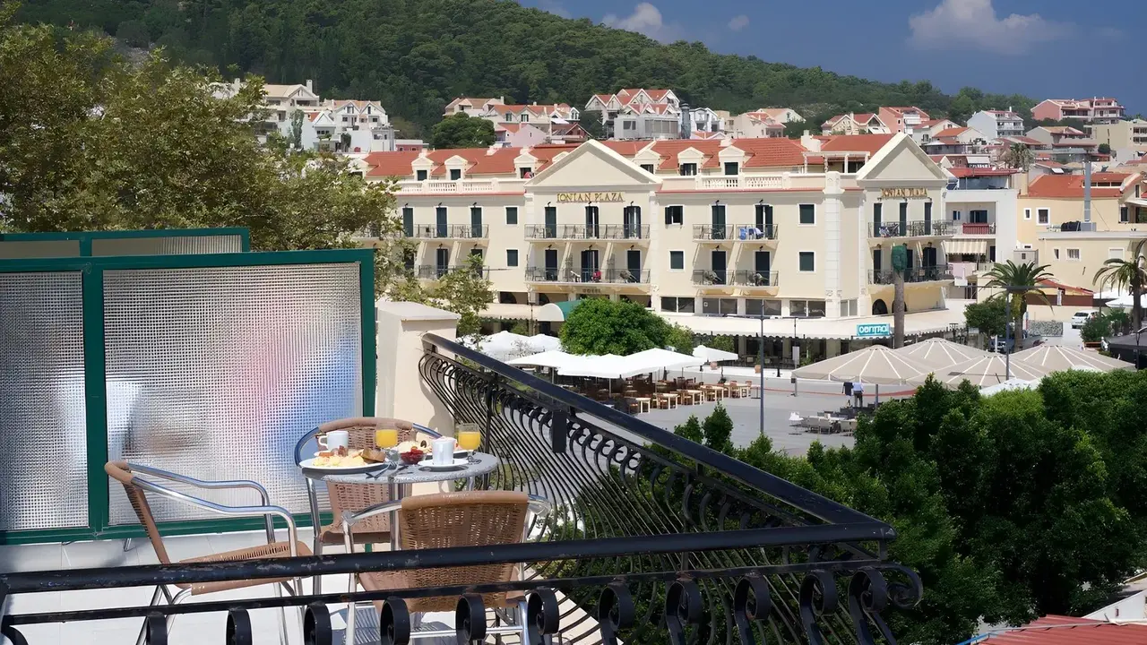 Mirabel City Center Hotel