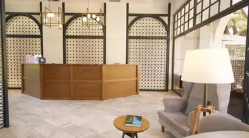 Mirabel City Center Hotel