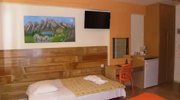 Mirabelle Hotel
