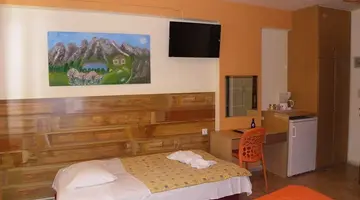 Mirabelle Hotel