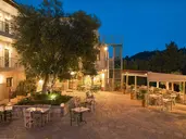Mirabilia boutique hotel