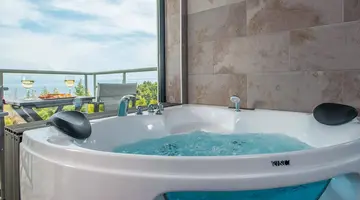 Mirabilia boutique hotel