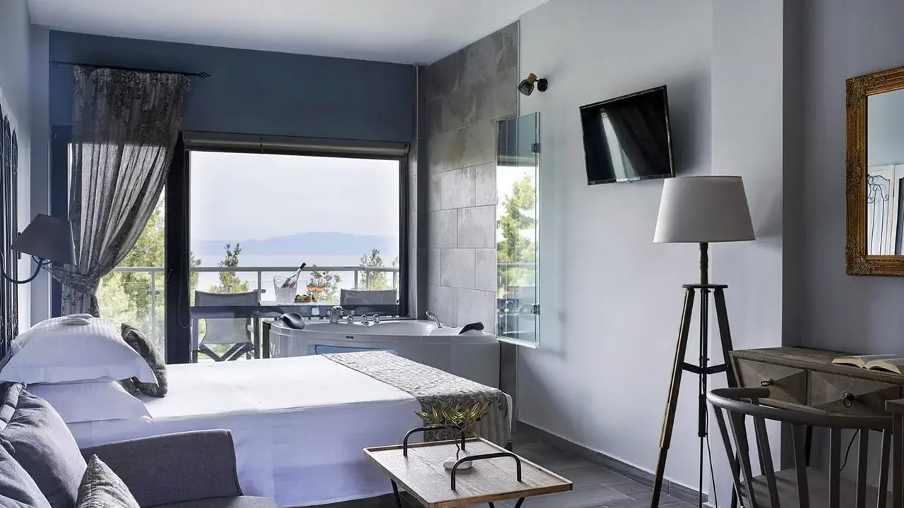 Mirabilia boutique hotel