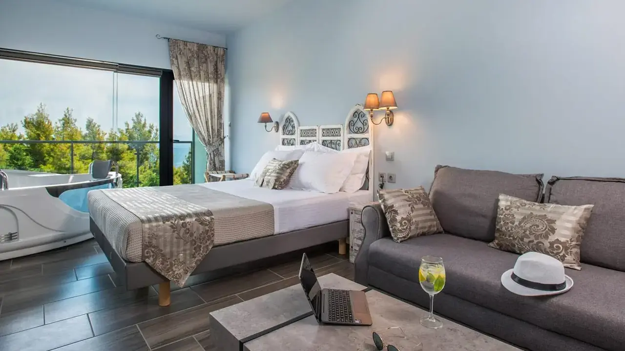 Mirabilia boutique hotel