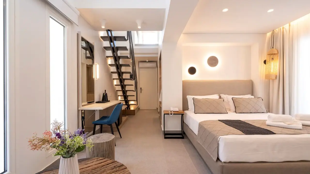 Mirablue Deluxe Residences