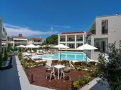 Mirablue Deluxe Residences