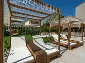 Mirablue Deluxe Residences
