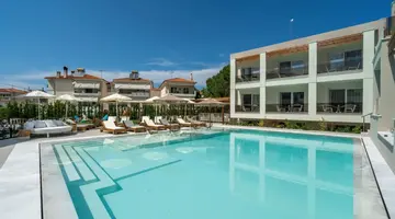 Mirablue Deluxe Residences