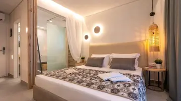 Mirablue Deluxe Residences