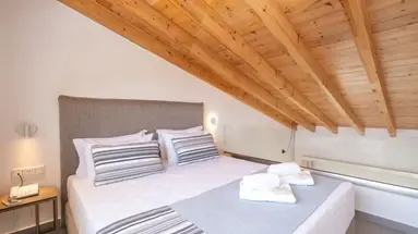 Mirablue Deluxe Residences