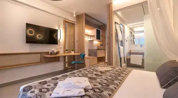 Mirablue Deluxe Residences