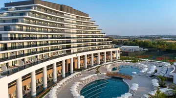 Miracle Resort Hotel