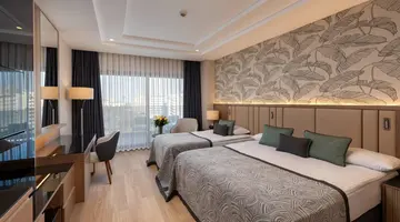 MIRACLE RESORT HOTEL