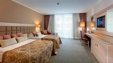 Miracle Resort