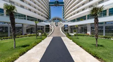 MIRACLE RESORT