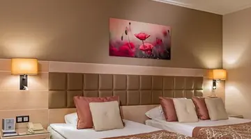 Miracle Resort