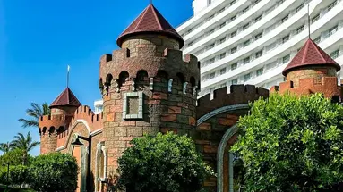 Miracle Resort