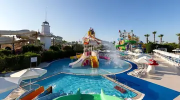 MIRACLE RESORT