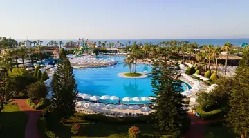 MIRACLE RESORT