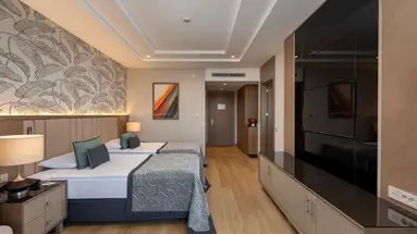 Miracle Resort